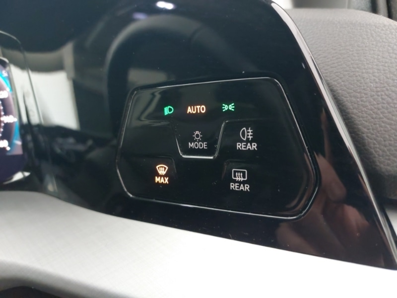 Used Volkswagen Golf 2024 for sale - 77034929: Photo 10