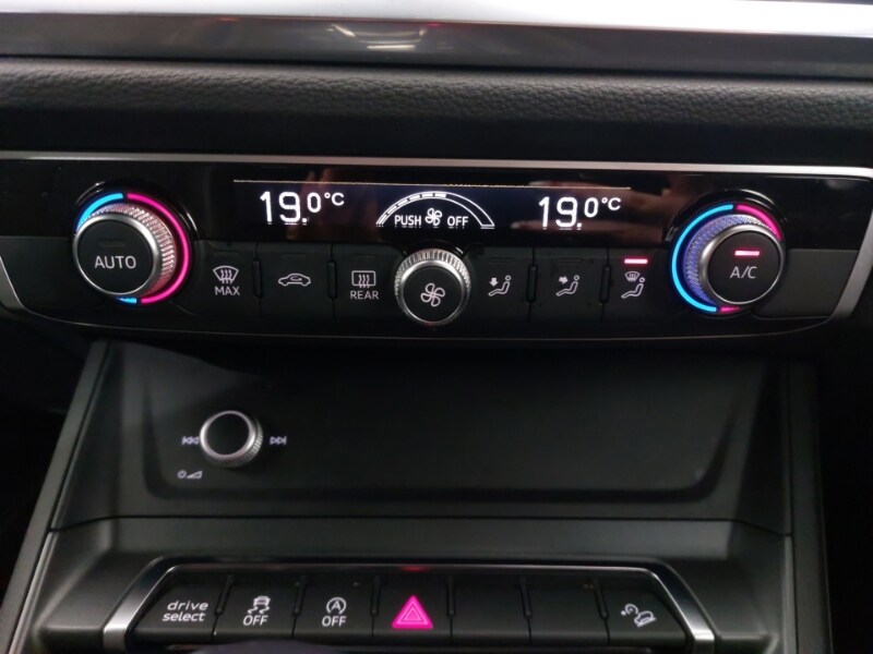 Used Audi Q3 2022 for sale - 77325232: Photo 17