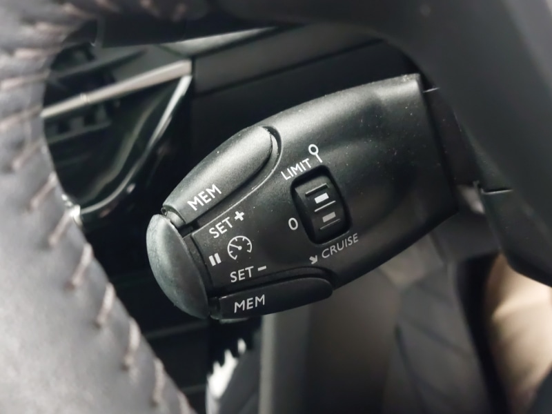 Used Peugeot 208 2023 for sale - 77751705: Photo 15