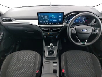 Used Ford Kuga 2025 for sale - 76225749: Photo 2
