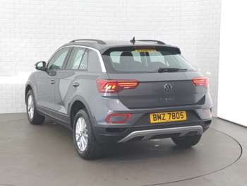 Used Volkswagen T-Roc 2023 for sale - 74724982: Photo