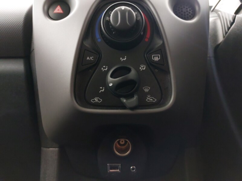 Used Peugeot 108 2018 for sale - 77024719: Photo 16