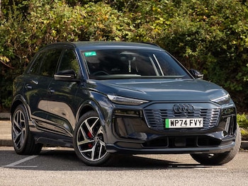 Audi - Q6 e-tron