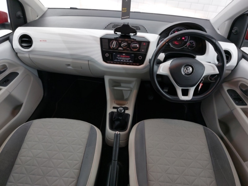 Used Volkswagen up! 2018 for sale - 76958953: Photo 2