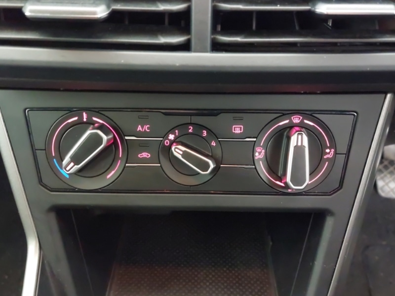 Used Volkswagen Polo 2019 for sale - 77777008: Photo 16