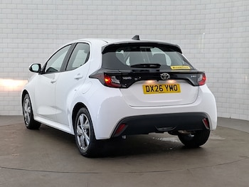 Used Toyota Yaris 2026 for sale - 79461531: Photo