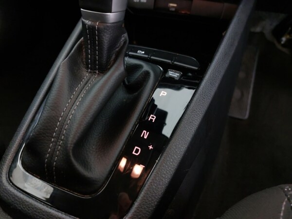 Used Kia Stonic 2022 for sale - 76275513: Photo 15