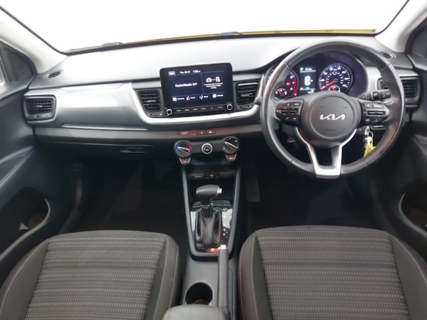 Used Kia Stonic 2022 for sale - 76275513: Photo 2