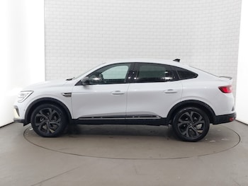 Used Renault Arkana 2023 for sale - 77898100: Photo