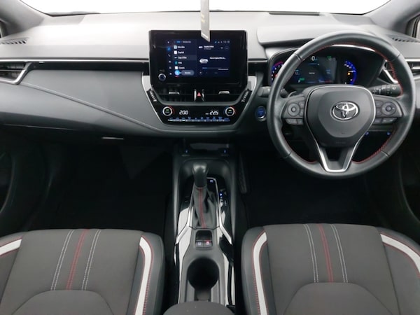 Used Toyota Corolla 2022 for sale - 76325758: Photo 2