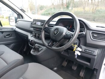 Used Renault Trafic 2022 for sale - 77596307: Photo