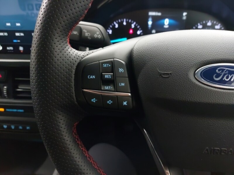 Used Ford Focus 2022 for sale - 77325251: Photo 14