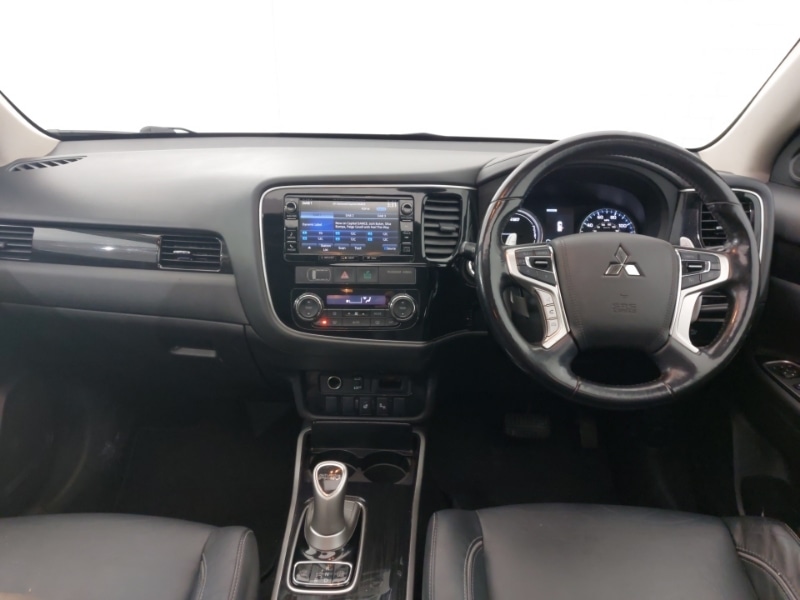 Used Mitsubishi Outlander 2017 for sale - 78169852: Photo 2