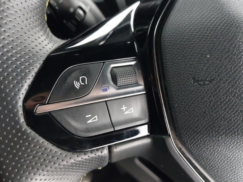 Used Peugeot 2008 2023 for sale - 77596341: Photo 13