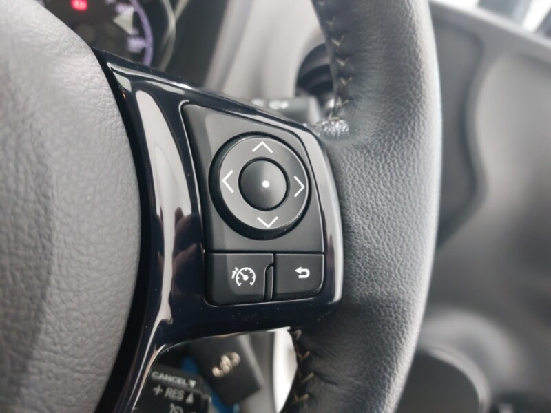 Used Toyota Yaris 2017 for sale - 77580288: Photo 14