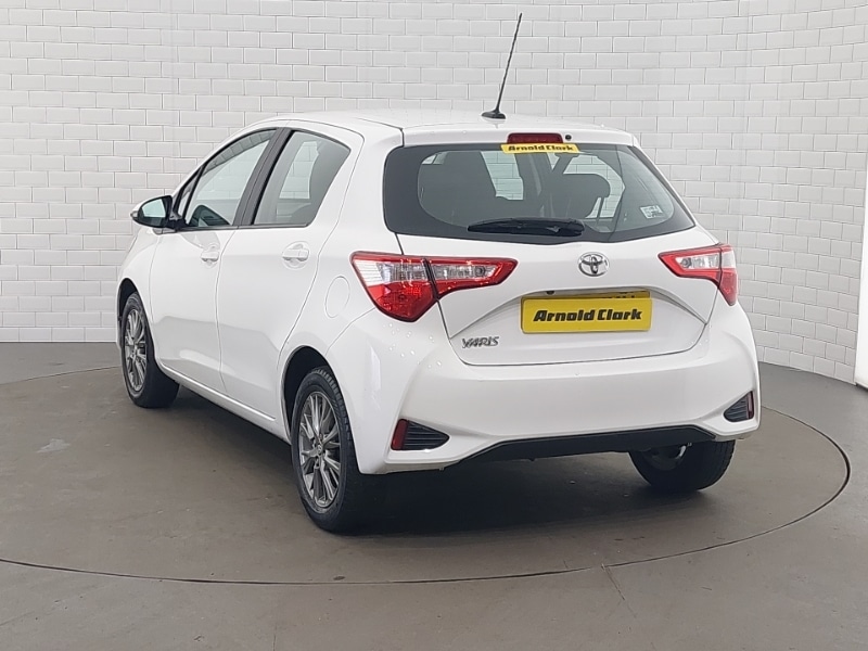 Used Toyota Yaris 2017 for sale - 77580288: Photo 3