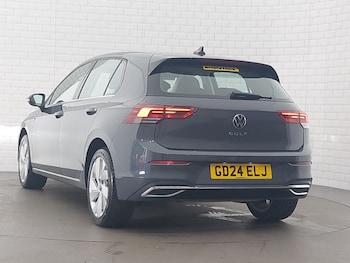 Used Volkswagen Golf 2024 for sale - 75686728: Photo