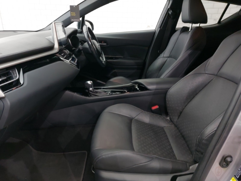 Used Toyota C-HR 2019 for sale - 76321278: Photo 5