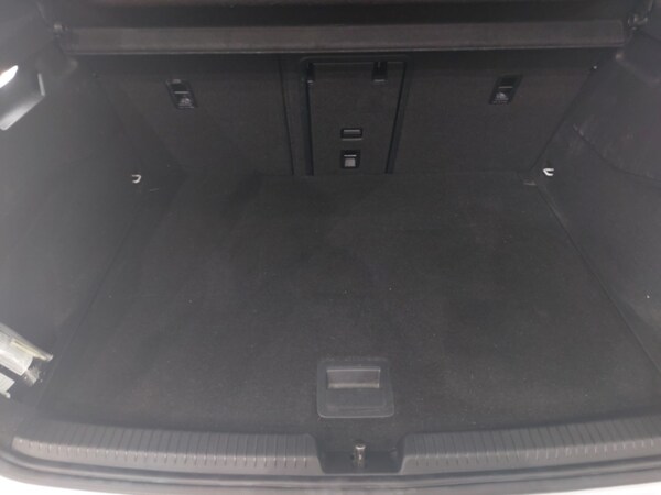 Used Volkswagen ID.3 2020 for sale - 75686964: Photo 8
