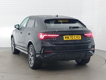 Used Audi Q3 2020 for sale - 76970454: Photo