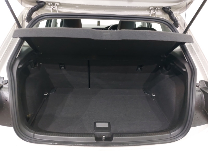 Used Volkswagen Polo 2023 for sale - 76354739: Photo 8