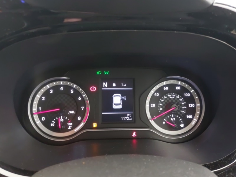 Used Hyundai i10 2023 for sale - 77569182: Photo 12