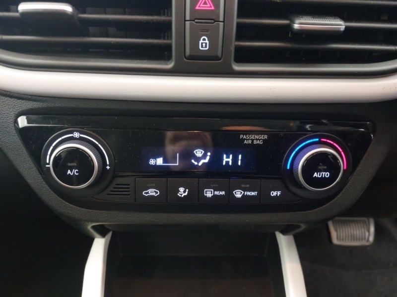 Used Hyundai i10 2023 for sale - 77569182: Photo 17