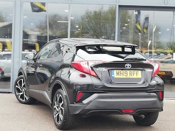 Used Toyota C-HR 2019 for sale - 78634937: Photo