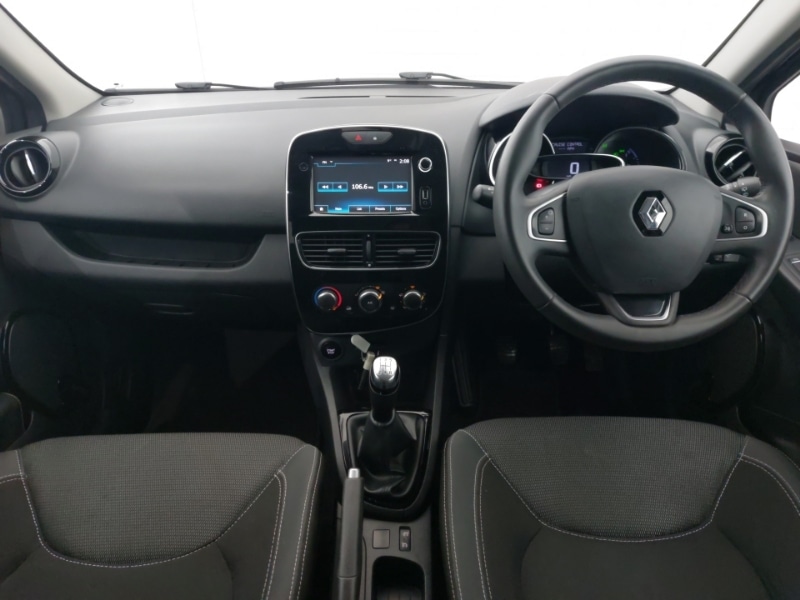 Used Renault Clio 2017 for sale - 77777032: Photo 2