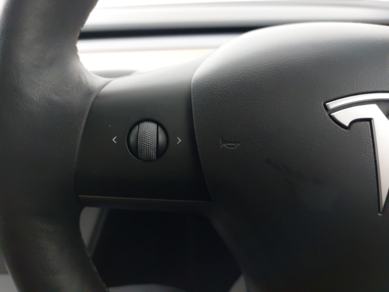 Used Tesla Model 3 2021 for sale - 76951860: Photo 16