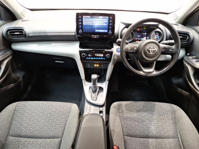 Used Toyota Yaris Cross 2022 for sale - 77189885: Photo 2