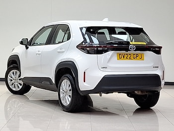 Used Toyota Yaris Cross 2022 for sale - 77189885: Photo