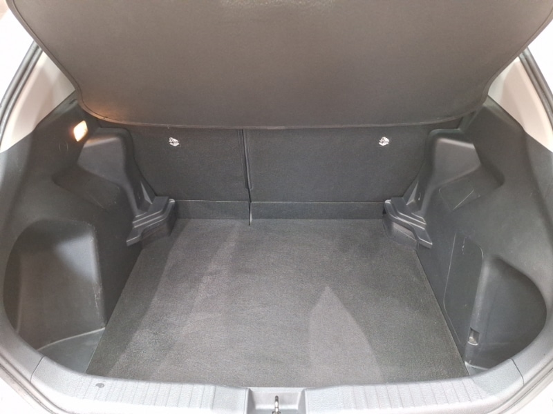 Used Toyota Yaris Cross 2022 for sale - 77189885: Photo 8