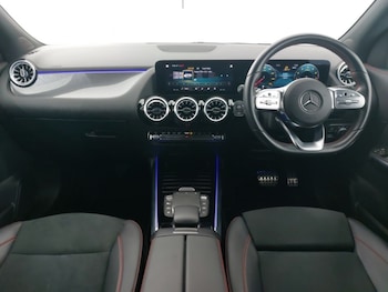 Used Mercedes-Benz GLA 2022 for sale - 76951932: Photo