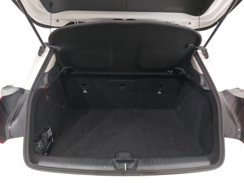 Used Mercedes-Benz GLA 2019 for sale - 77852539: Photo 8