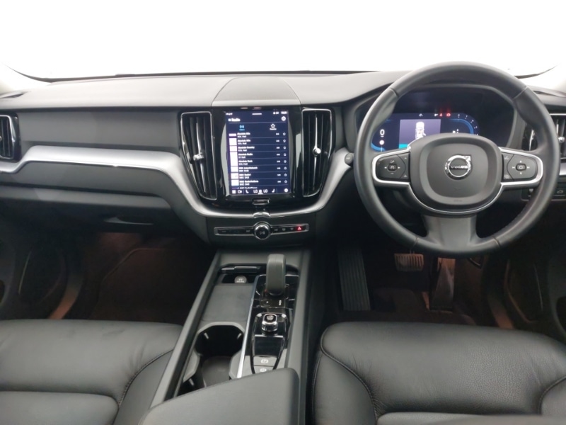 Used Volvo XC60 2021 for sale - 78040822: Photo 2