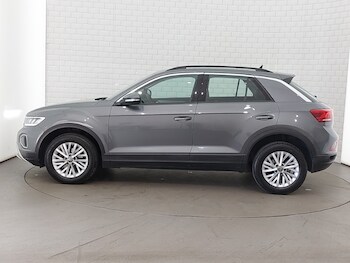 Used Volkswagen T-Roc 2022 for sale - 78391803: Photo