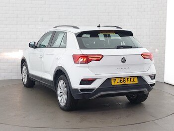 Used Volkswagen T-Roc 2018 for sale - 78511703: Photo