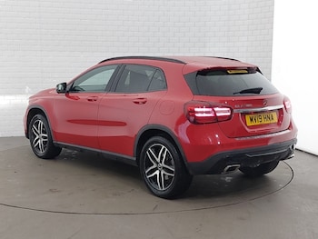Used Mercedes-Benz GLA 2019 for sale - 79223878: Photo