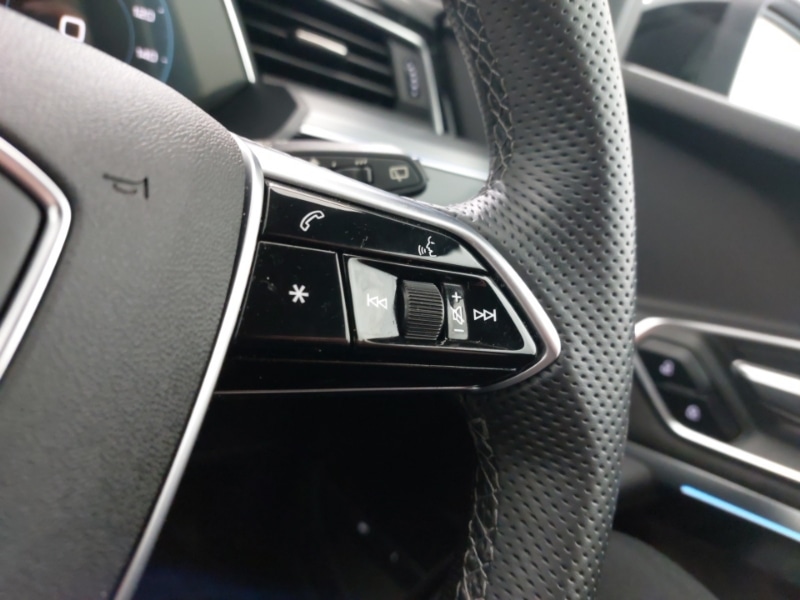Used Audi e-tron 2021 for sale - 77987918: Photo 14