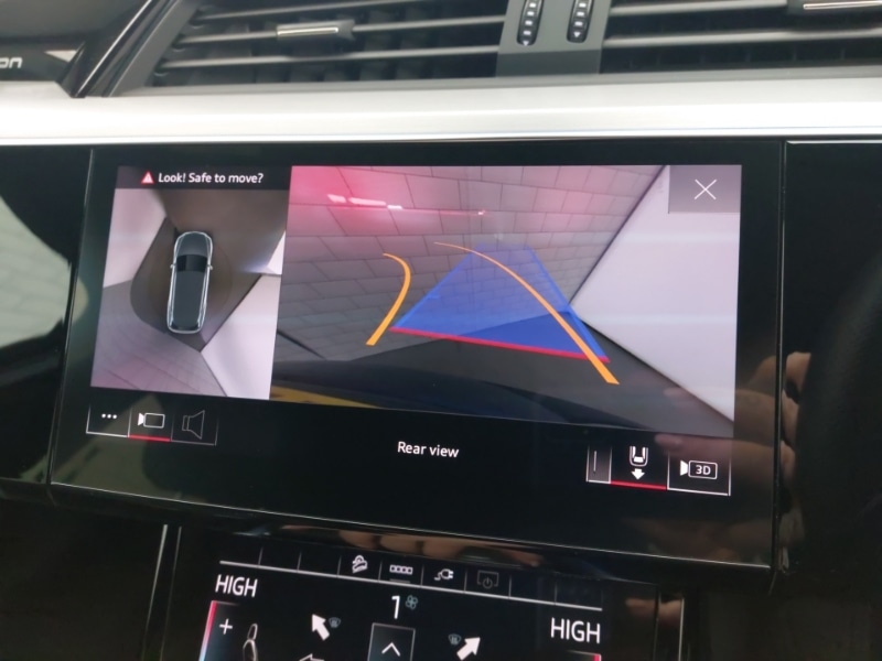 Used Audi e-tron 2021 for sale - 77987918: Photo 16