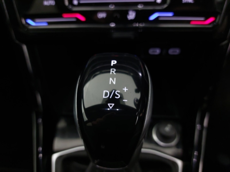 Used Volkswagen T-Cross 2022 for sale - 76639174: Photo 16