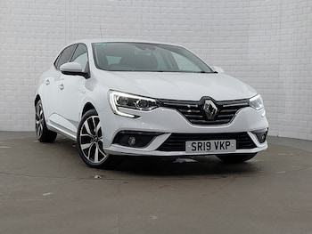 2019 - 1.3 TCE Iconic 5dr