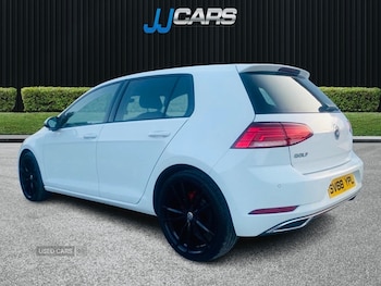 Used Volkswagen Golf 2018 for sale - 75590129: Photo