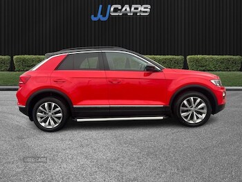 Used Volkswagen T-Roc 2018 for sale - 77626751: Photo