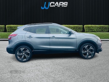 Used Nissan Qashqai 2018 for sale - 77401001: Photo