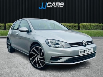 Volkswagen - Golf