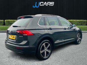 Used Volkswagen Tiguan 2016 for sale - 76899879: Photo