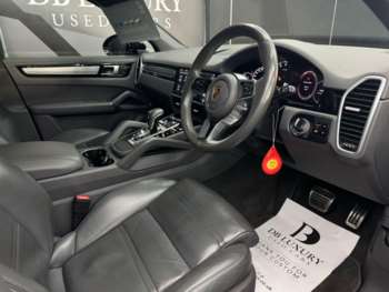 Used Porsche Cayenne 2018 for sale - 74788197: Photo