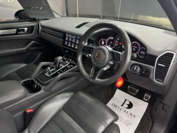 Used Porsche Cayenne 2018 for sale - 74788197: Photo